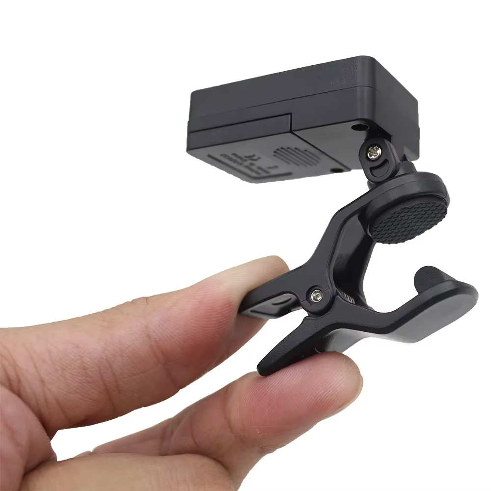 IRIN ギターチューナー T-100 デジタルクリップオン - Guitar Tuner Clip のレビューと価格